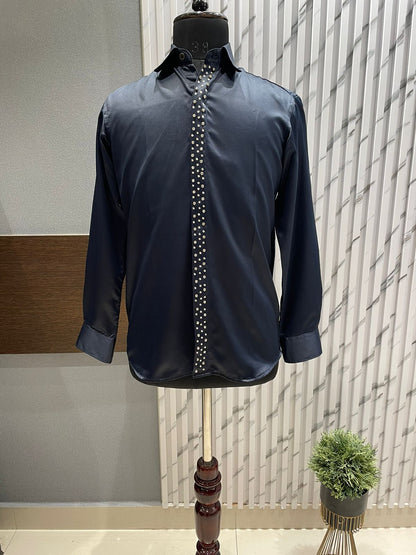 Placket stones