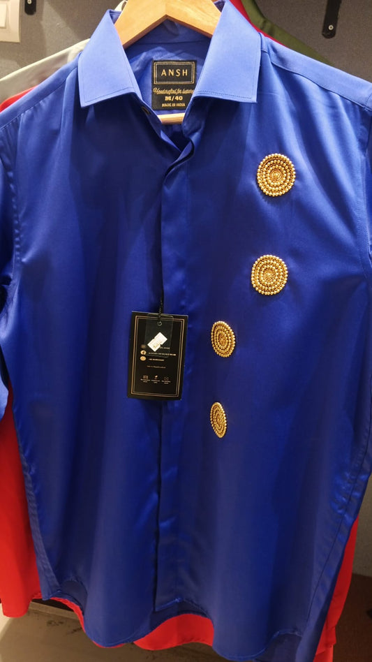 Golden Medallion Elegance